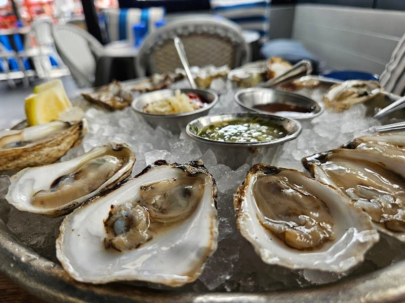 Blue Plate Oysterette photo 3