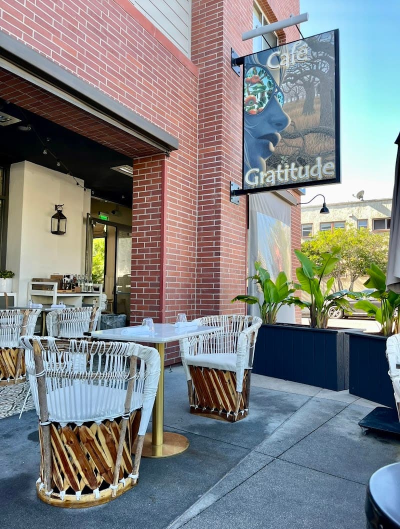 Cafe Gratitude Venice restaurant