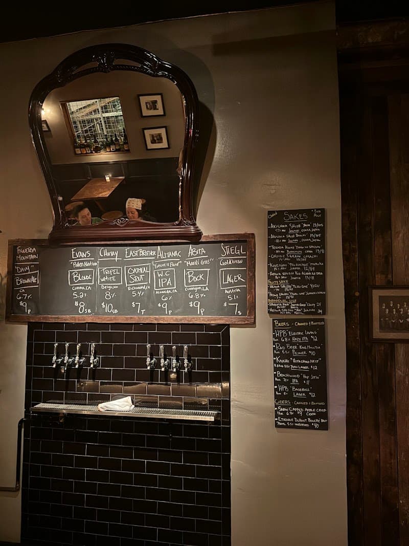 Covell Wine Bar photo 4