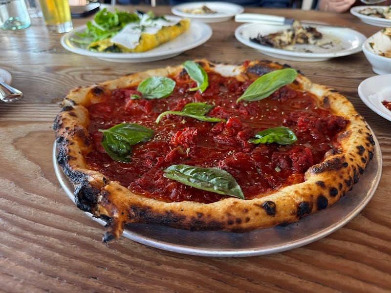 Gjelina on Abbot Kinney photo 3