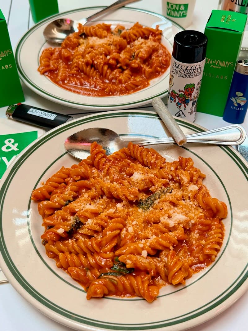 Jon & Vinny's Fairfax photo 4