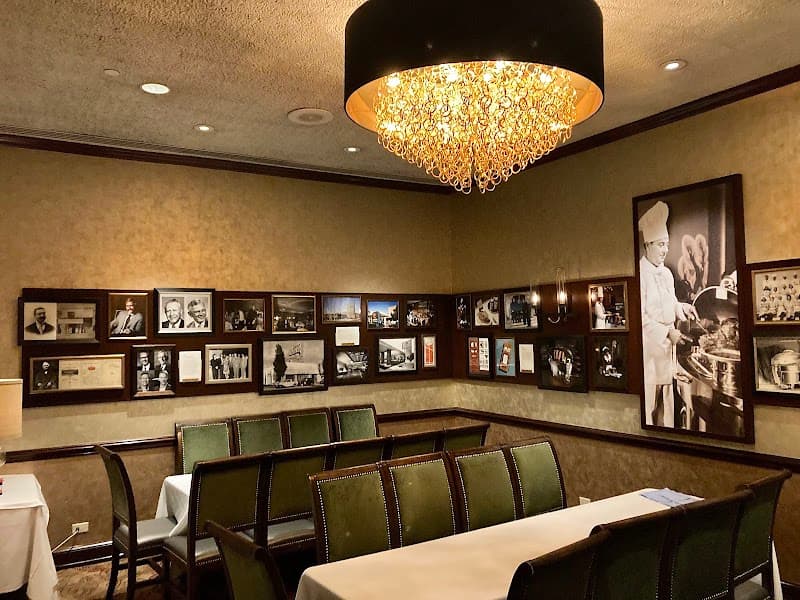 Lawry's The Prime Rib photo 5