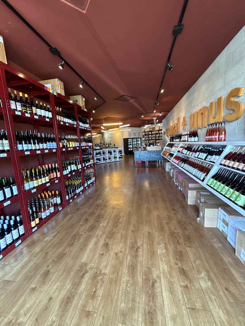Lou Wine Shop photo 4