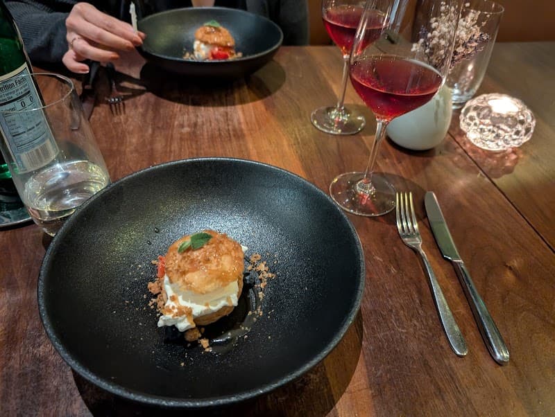 Orsa & Winston photo 2