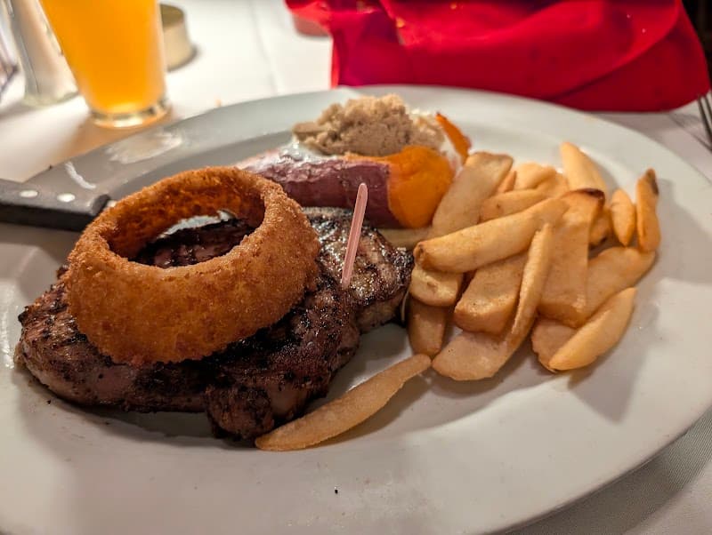 Smoke House Restaurant photo 4