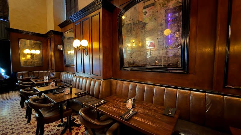 The Misfit Restaurant + Bar photo 5