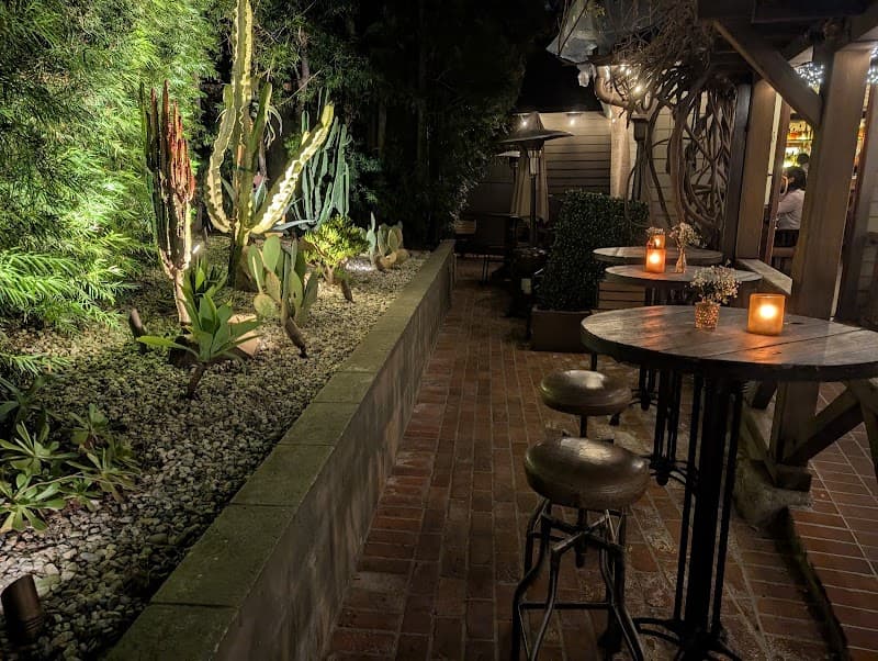 The Raymond 1886 photo 2