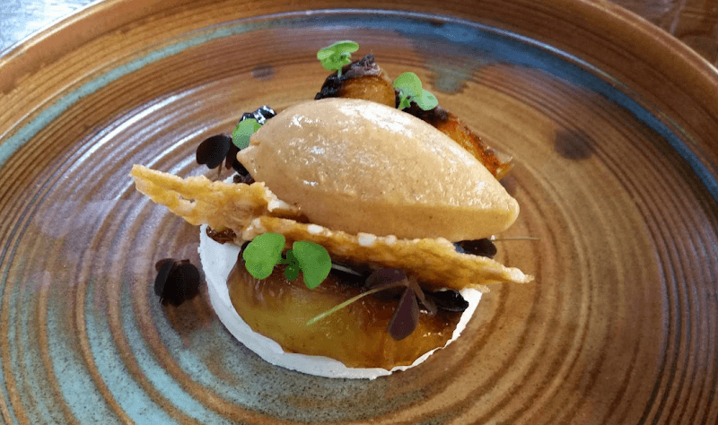 The Raymond 1886 photo 4